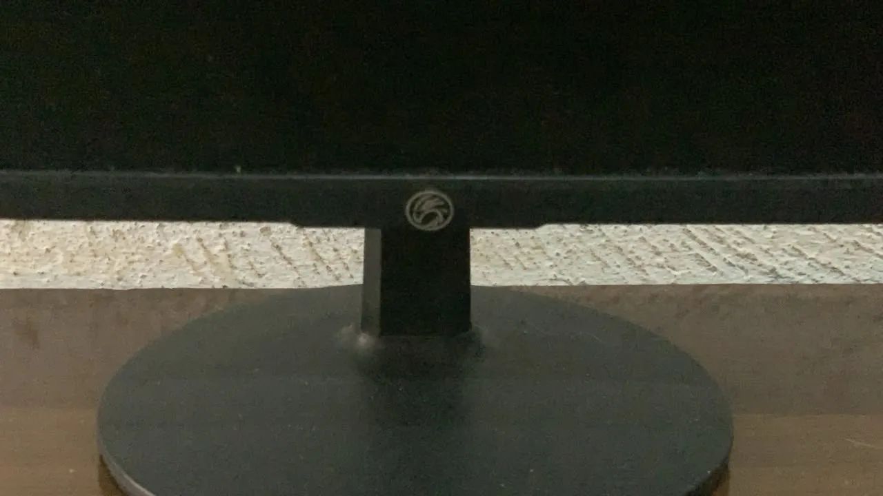 Monitor Quebrado para Retirada de Peças - Foto 2