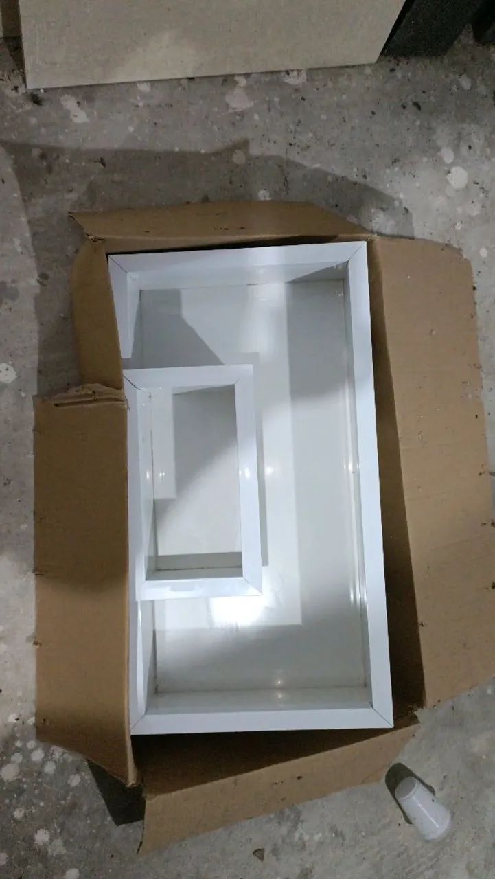 Nichos de porcelanato para box e papel higiênico 