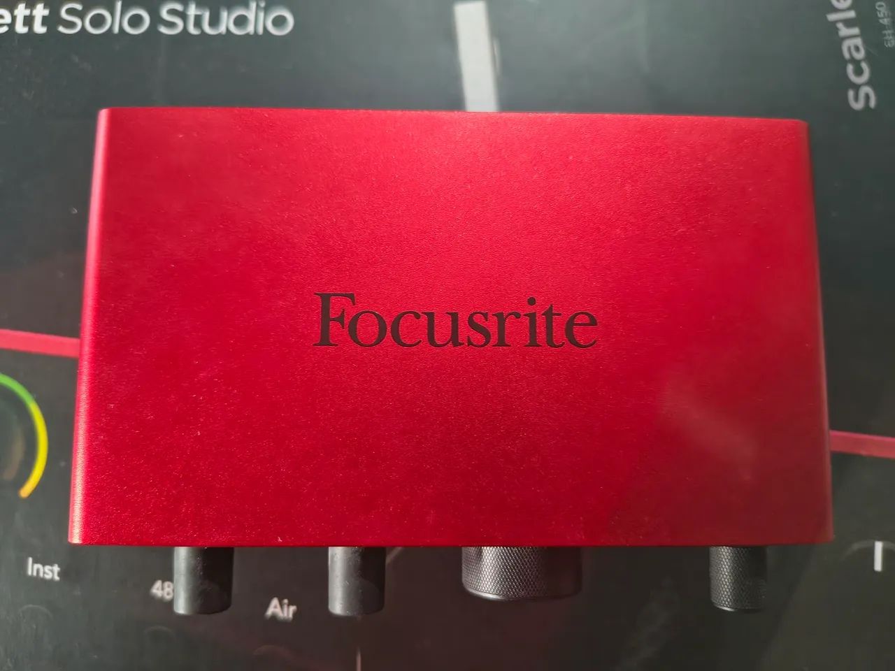 Kit Interface Focusrite Scarlett Solo Studio 4 Geracao Vermelho - Foto 3