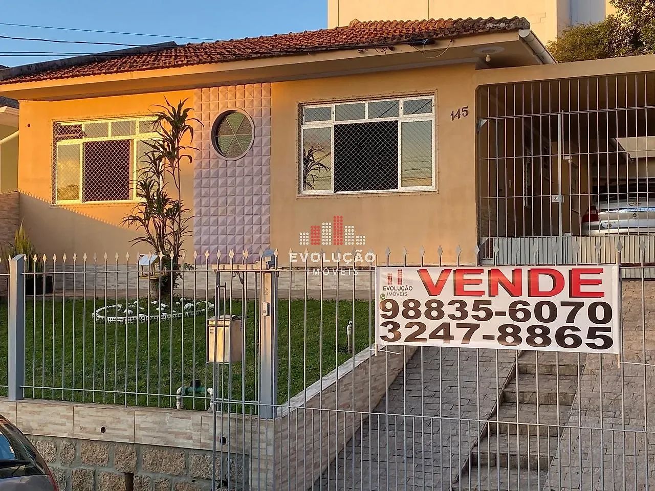 Casa 3 Quartos 94m² com Edícula - Capoeiras
