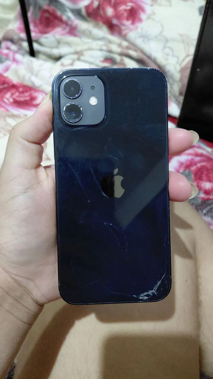 Iphone 12 - Foto 3
