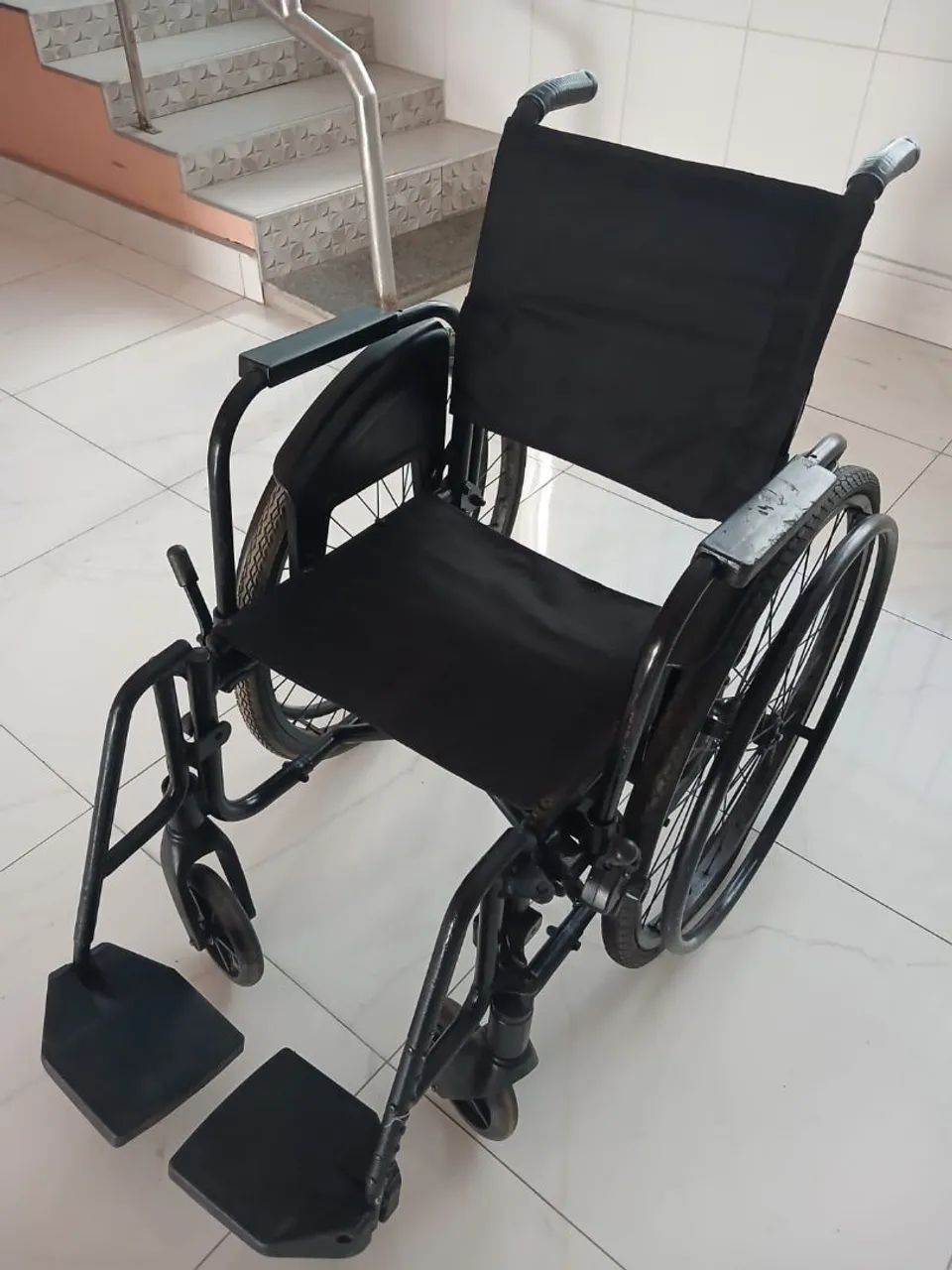 Cadeiras de rodas  - Foto 2