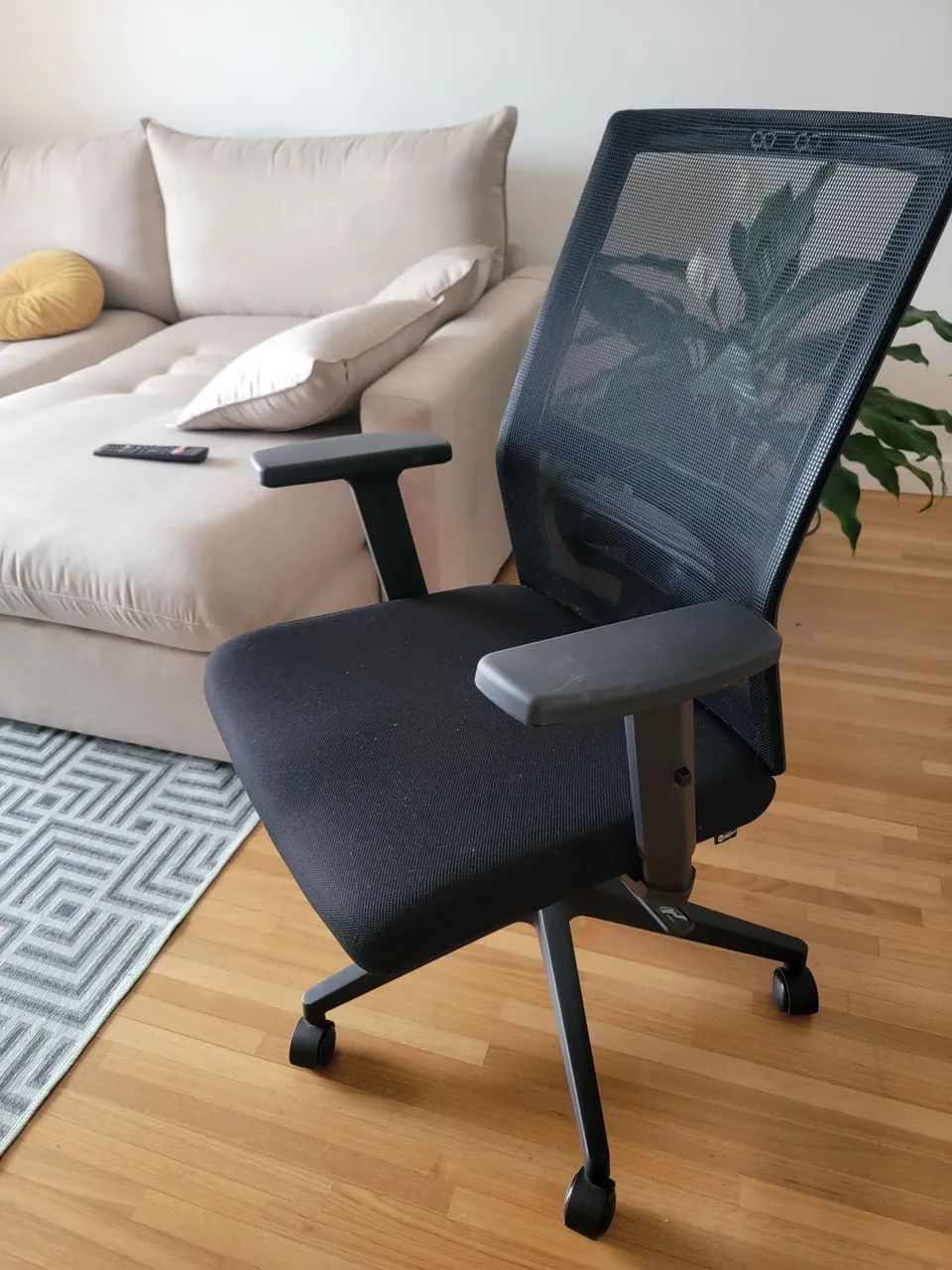 Cadeira Ergonômica de escritório 