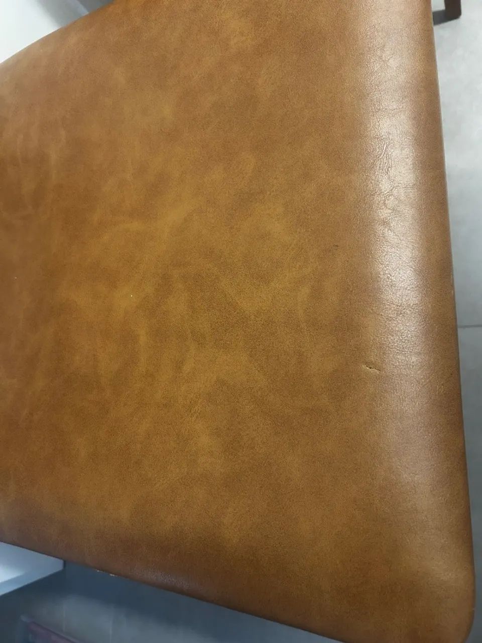 Conjunto de 3 Cadeiras em Couro Caramelo