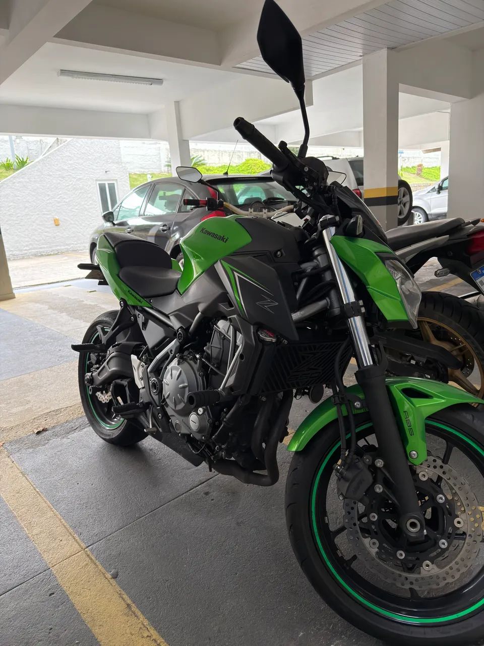 KAWAZAKI 2018 - 650z zerada.