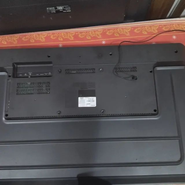 TV Philips 50 polegadas - Tela intacta, mas sem imagem - Foto 5