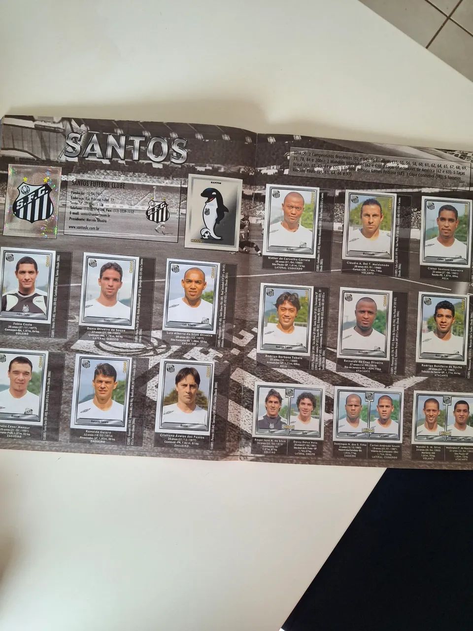 Álbum figurinhas - Campeonato Brasileiro 2006 (séries A e B) - Foto 3