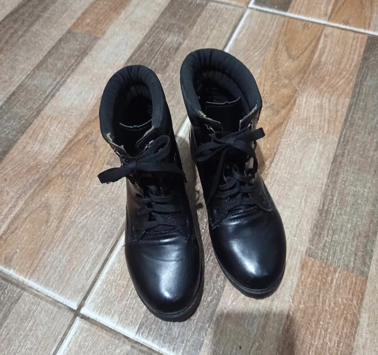 VENDE-SE. Boutina Feminina!  - Foto 4