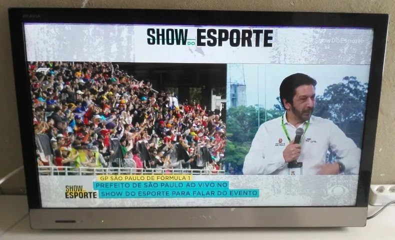 TV LED SONY 32 POLEGADAS TELA COM DEFEITO