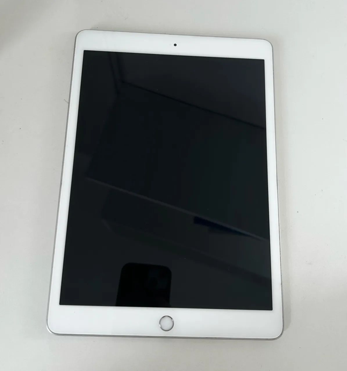 iPad 8 32GB - excelente estado  - Foto 3