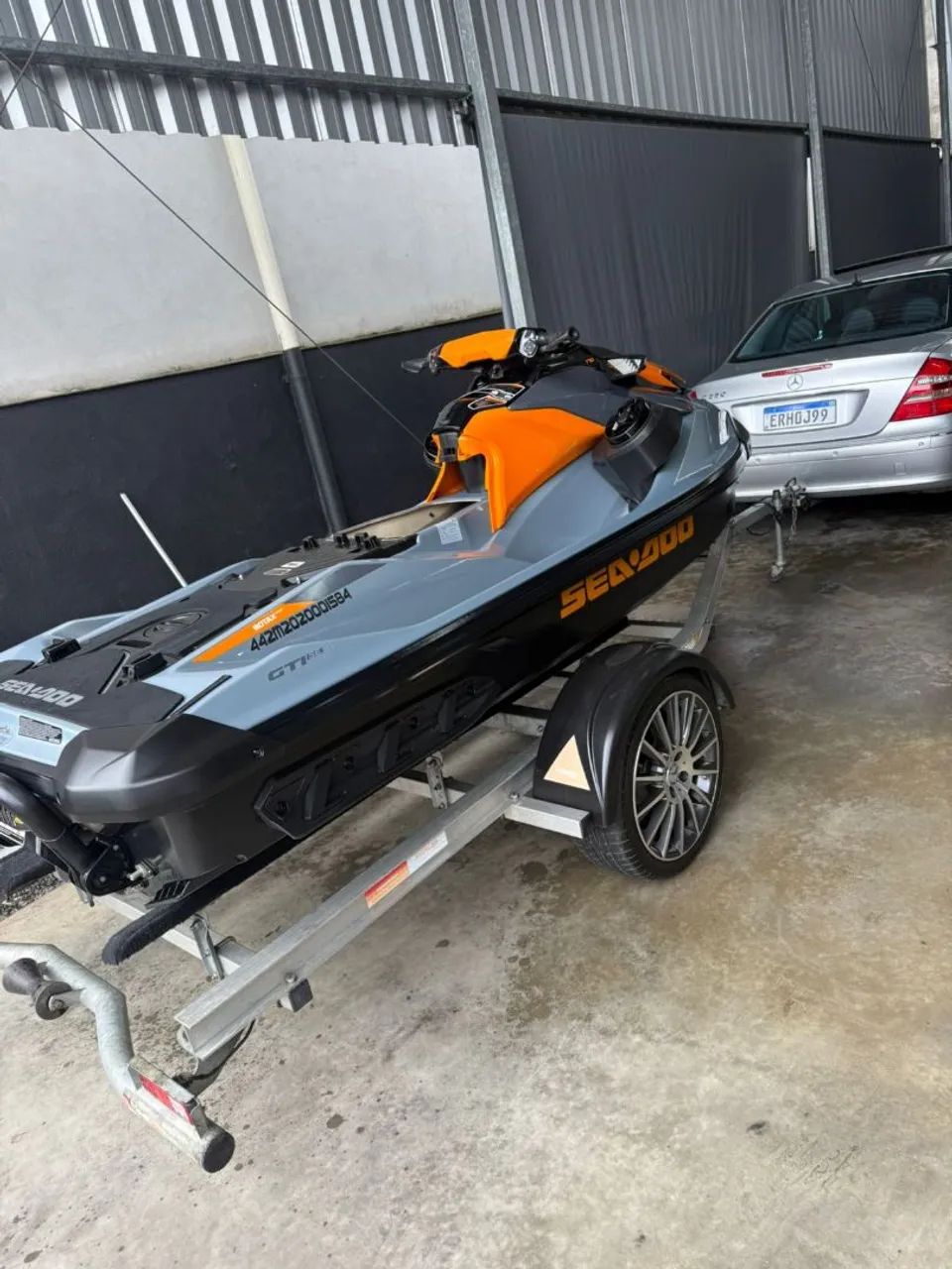 Jet Sky Seadoo 170 SE com som e escada. - Foto 4