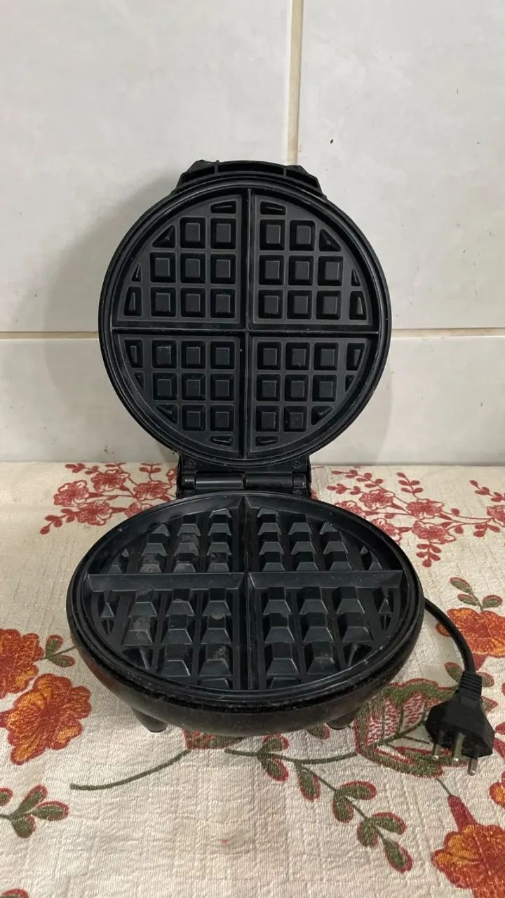 Máquina de Waffle MONDIAL Pratic Waffle - Foto 2
