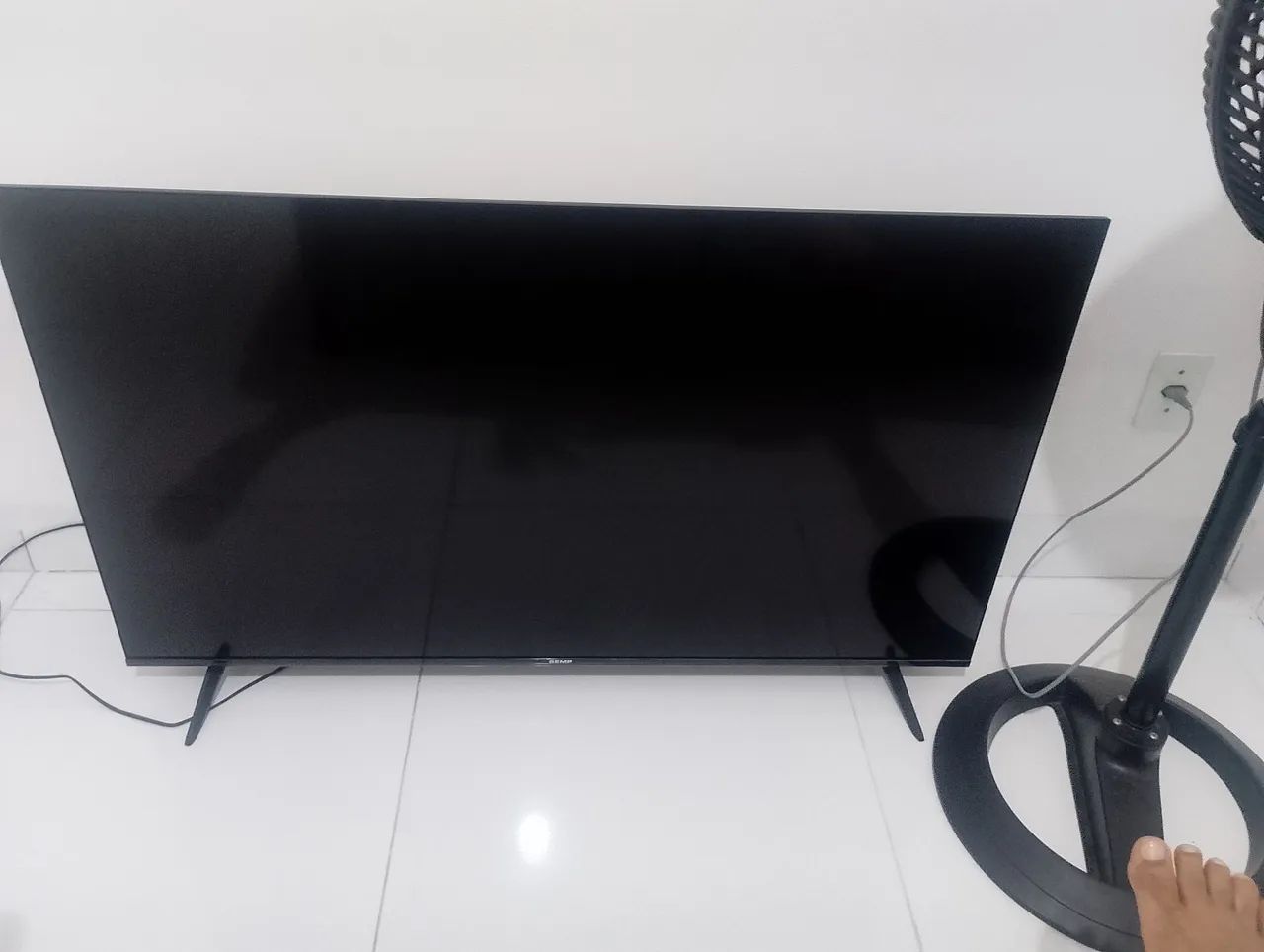 Tv semp semi nova 