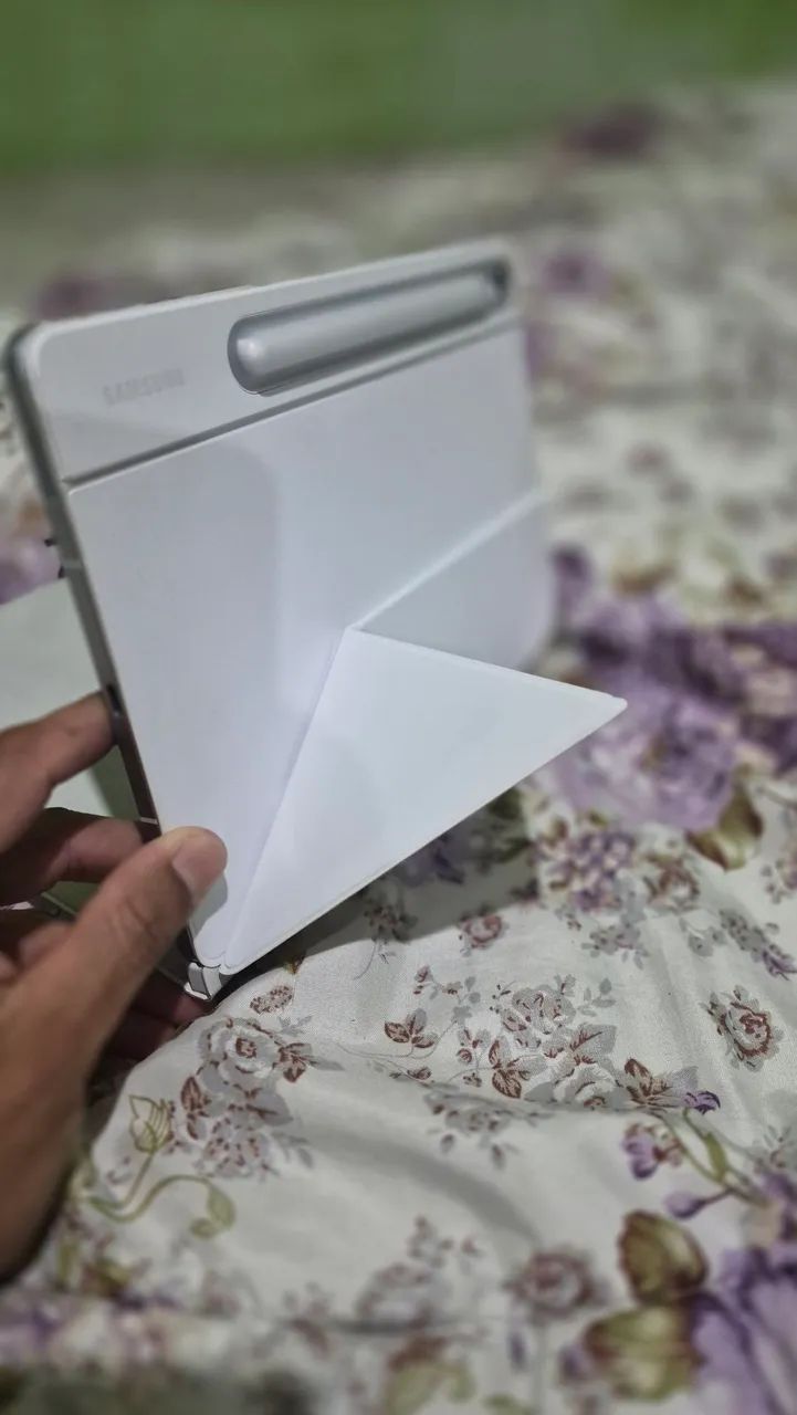 Tablet s10 fe com capa fizacao magnética  - Foto 3