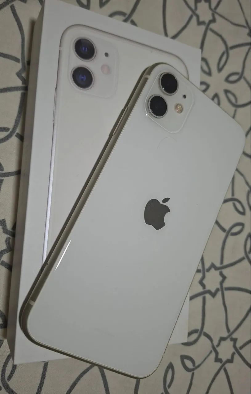 iPhone bem conservado