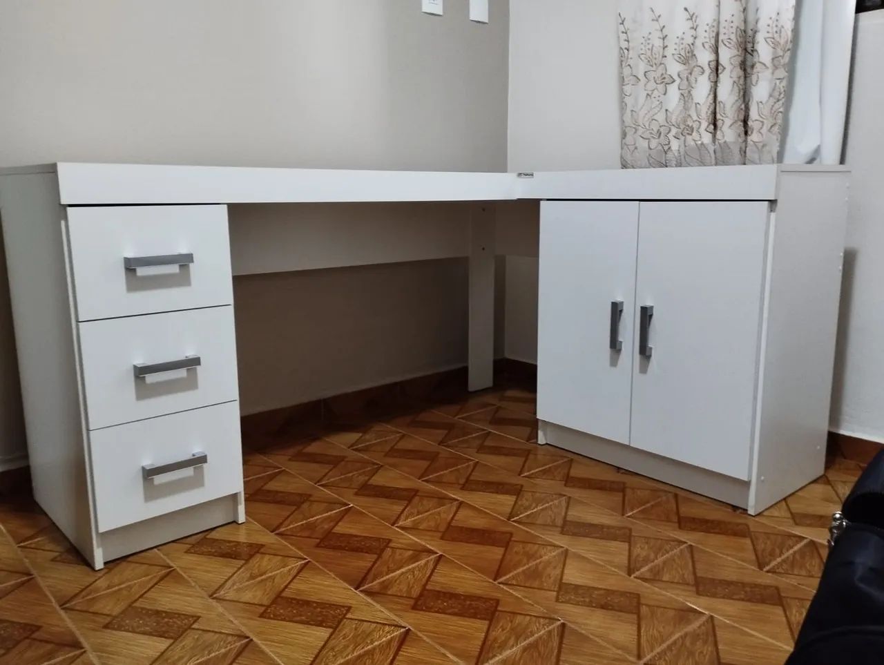 Vendo mesa escrivaninha