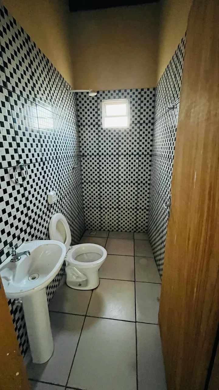 Vendo terreno com duas casas - Foto 4