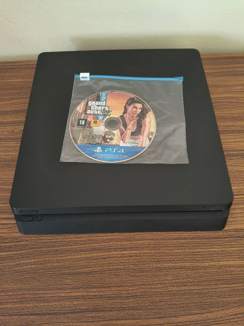 PS4 COM 500GB  - Foto 2