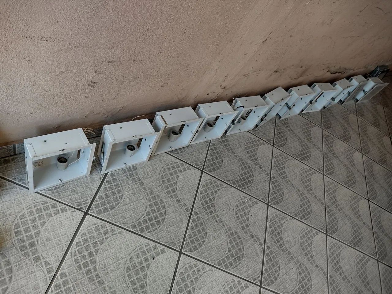 11 plafon's de embutir 22x22 cm top demais  - Foto 3