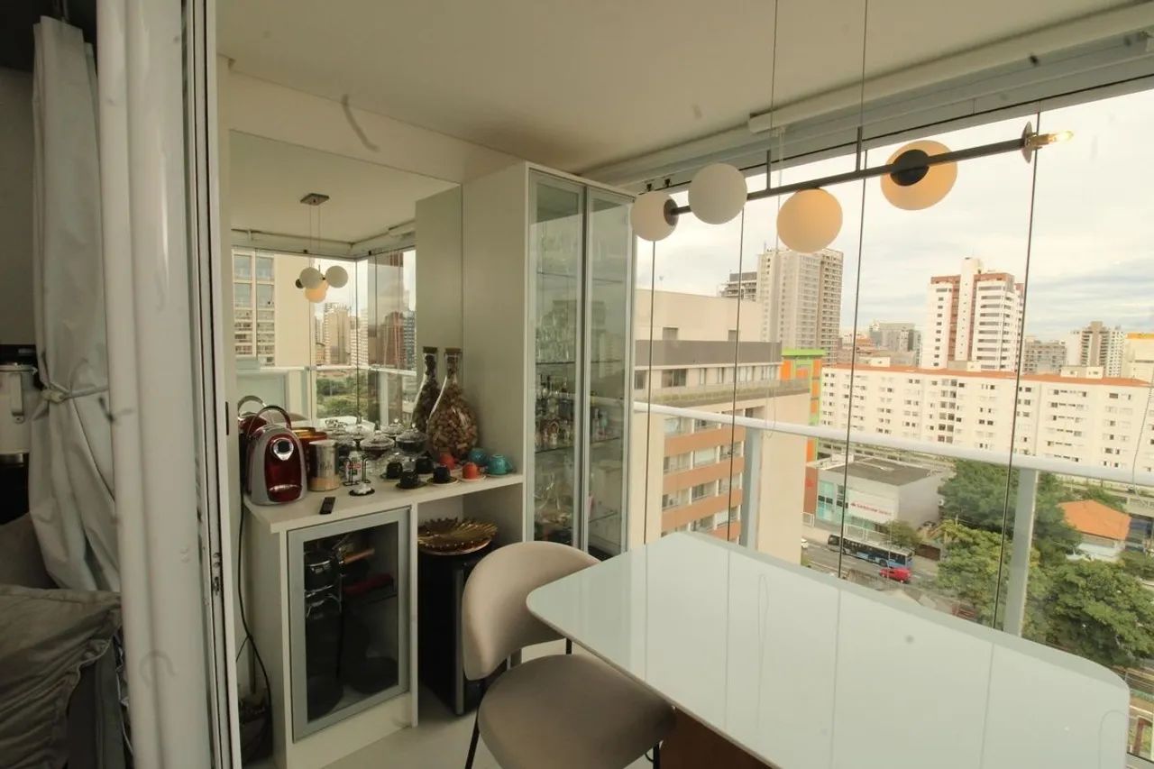 A perspectiva do décimo quarto andar molda a luz e o silêncio neste topo da Vila Mariana - Foto 5