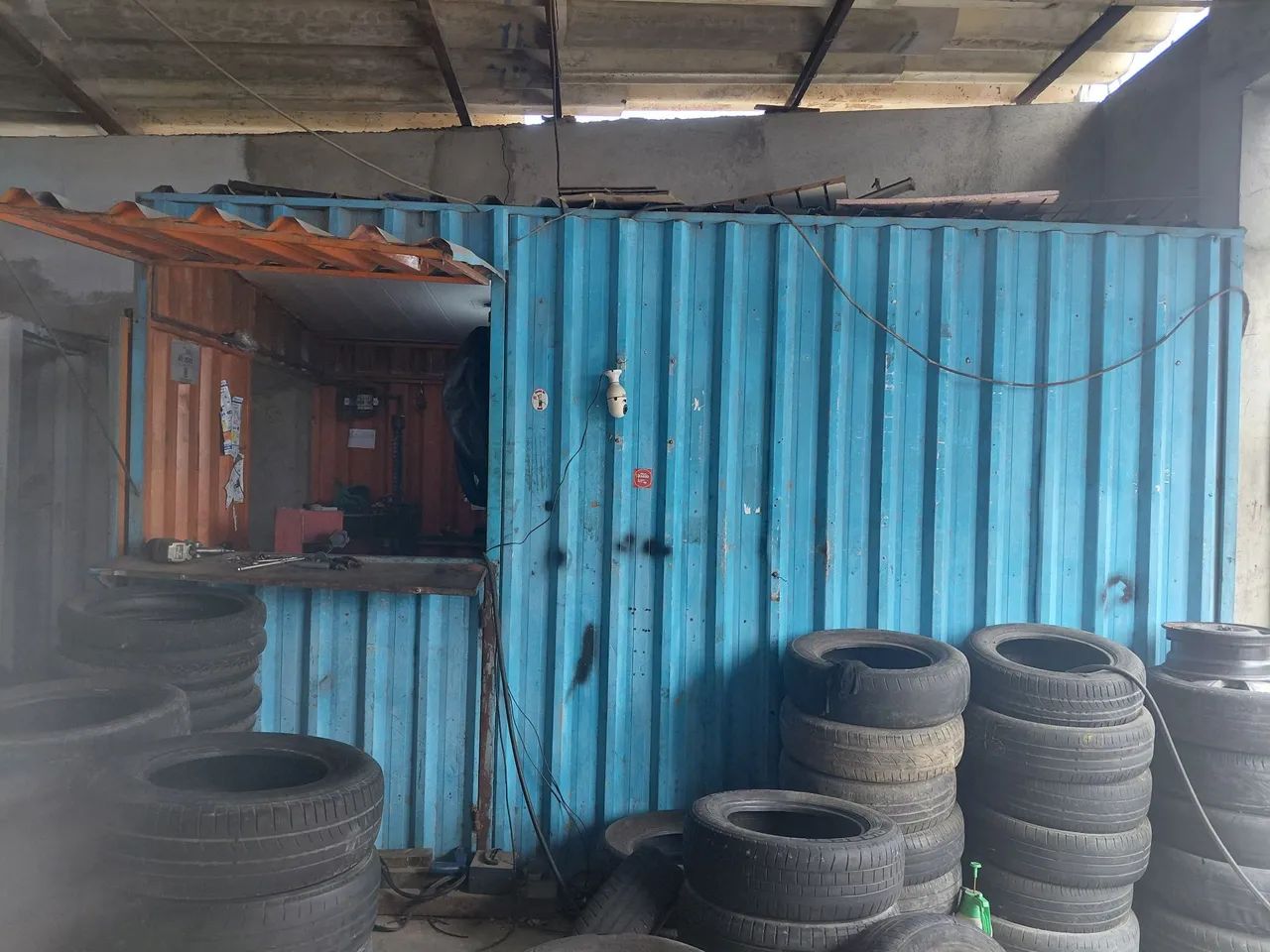 Contêiner 4x2 vendo ou troco - Foto 2