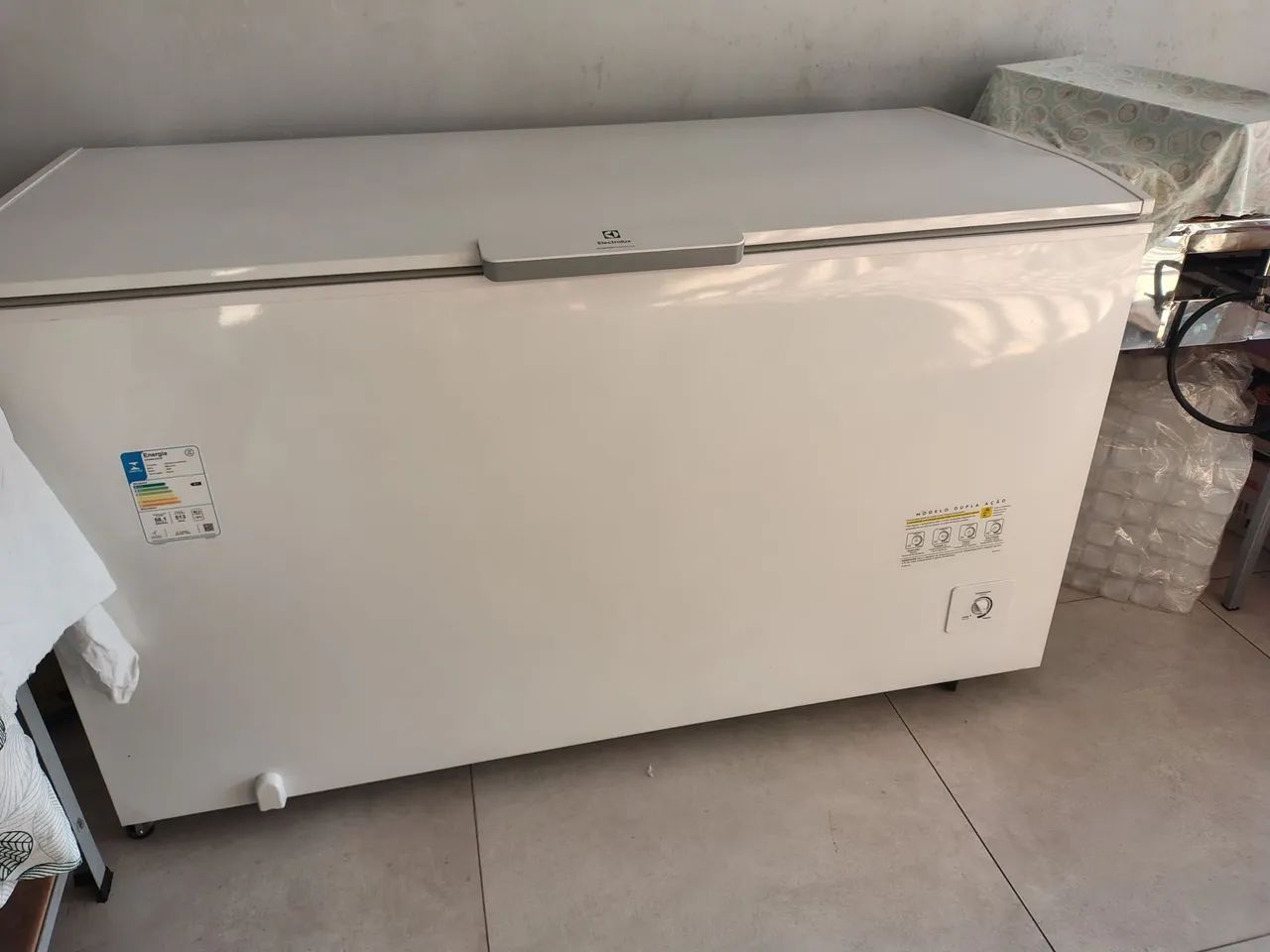 Freezer horizontal Eletrolux 513L inverter  - Foto 5