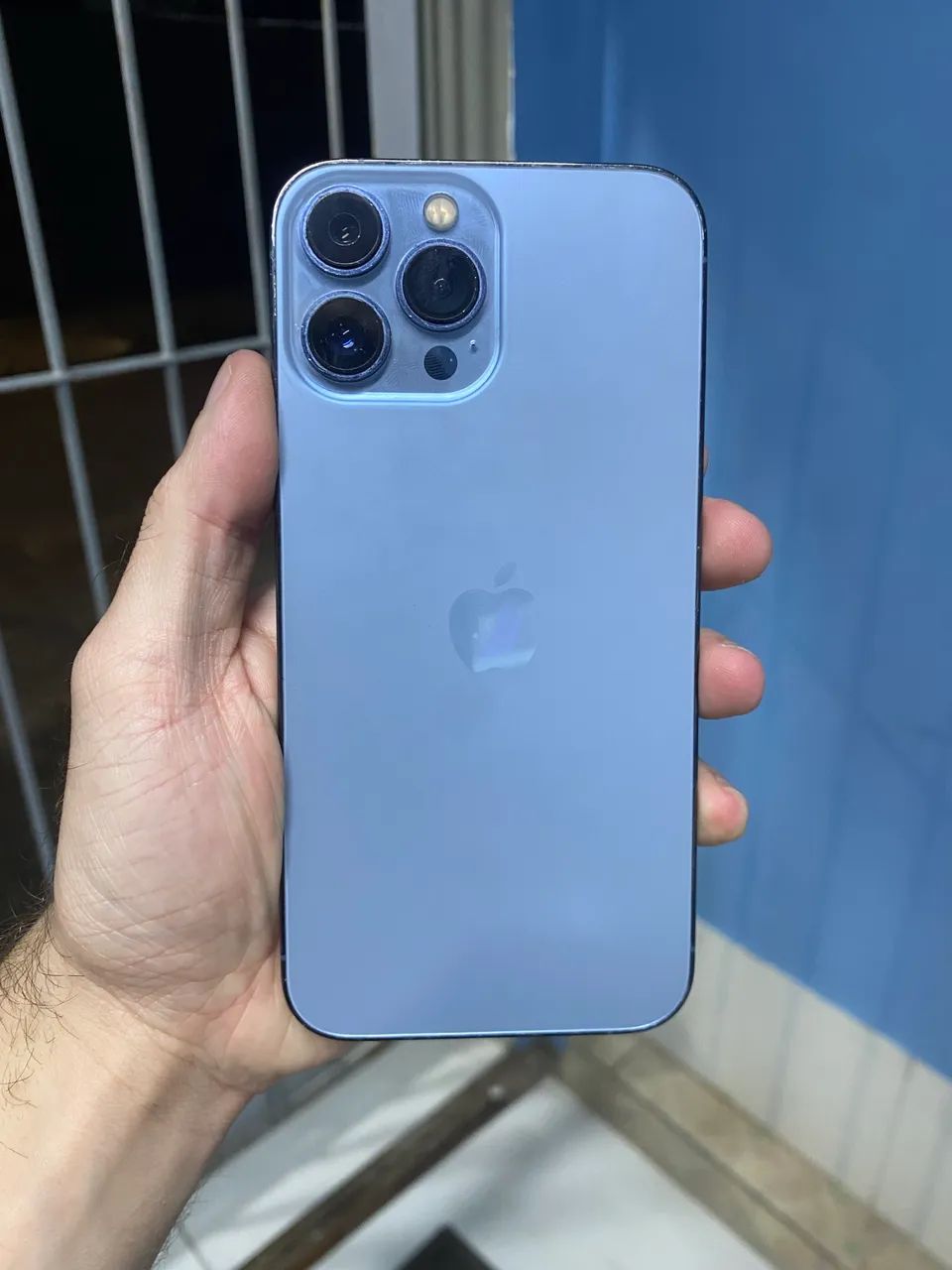 iPhone 13 Pro Max - 256gb (Ler descrição) - Foto 2