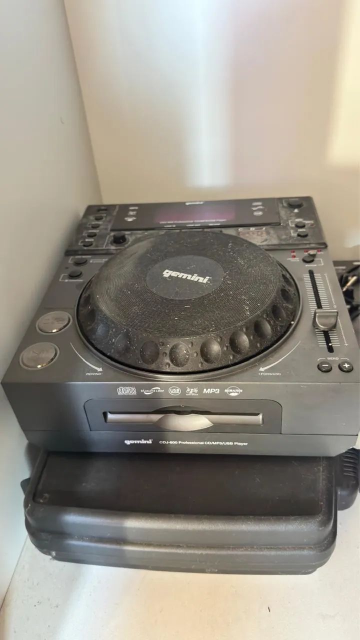 Vendo mesa dj  - Foto 2