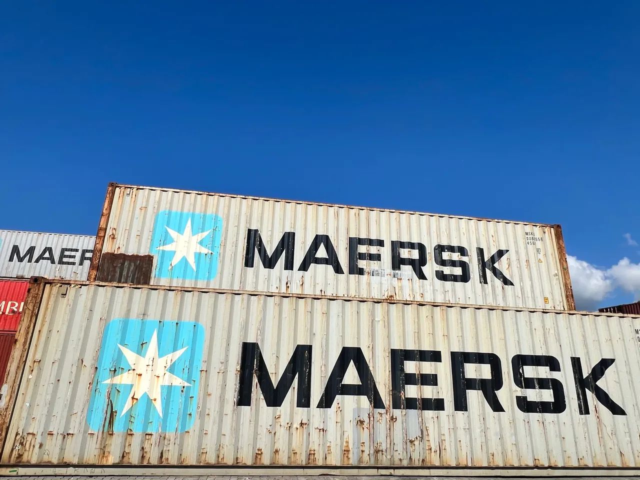 Container de cia marítima  - Foto 4