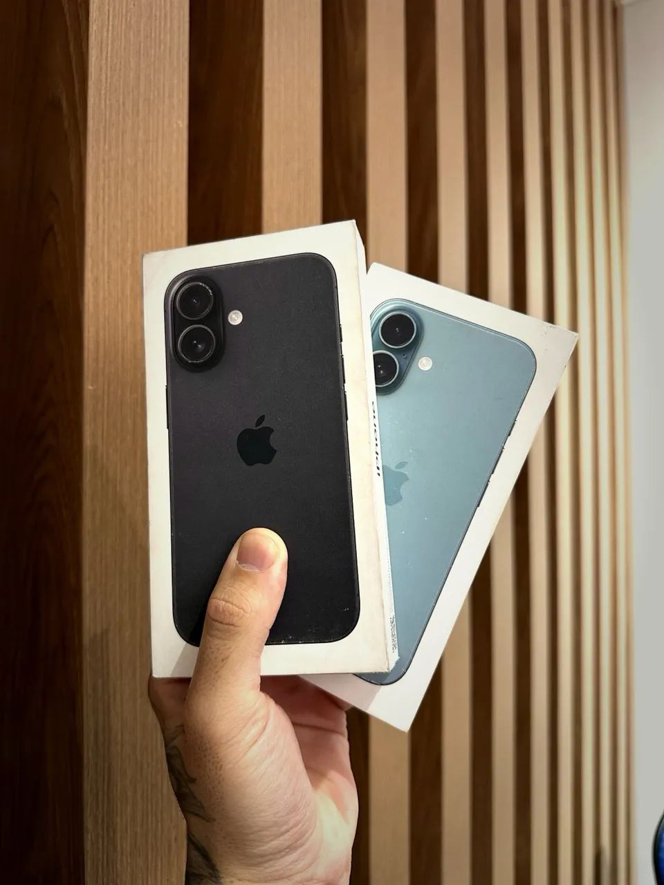 iPhone 16  - Foto 2