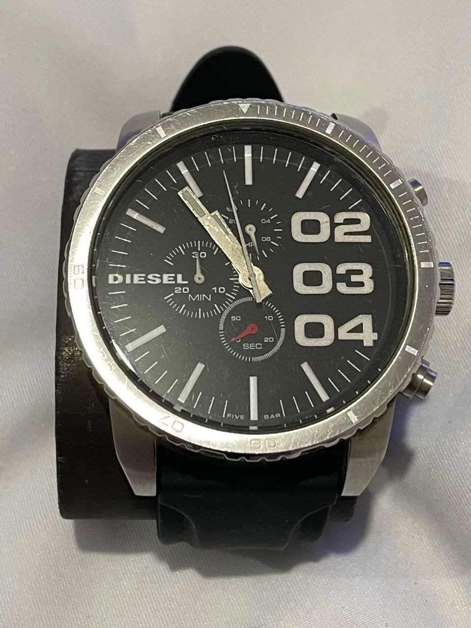 Vendo relógio diesel original em perfeito estado