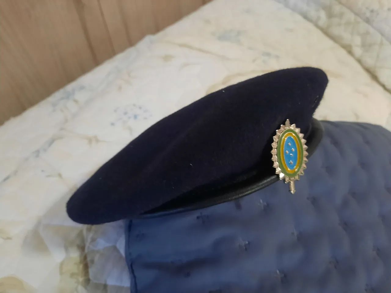 Boina militar francesa azul ferrete