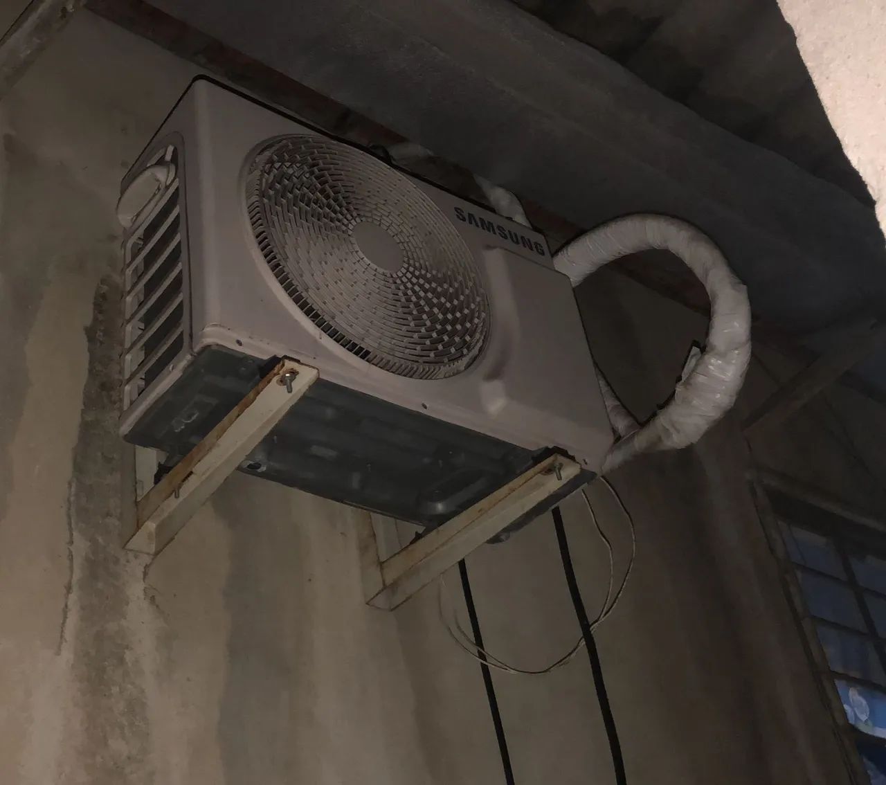Ar condicionadoSansung  Invert 12mil btus Wind Free - Foto 2