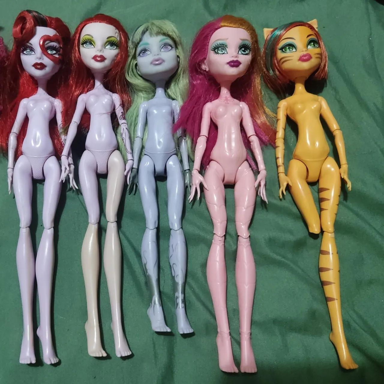 Lote sucatas Monster high 