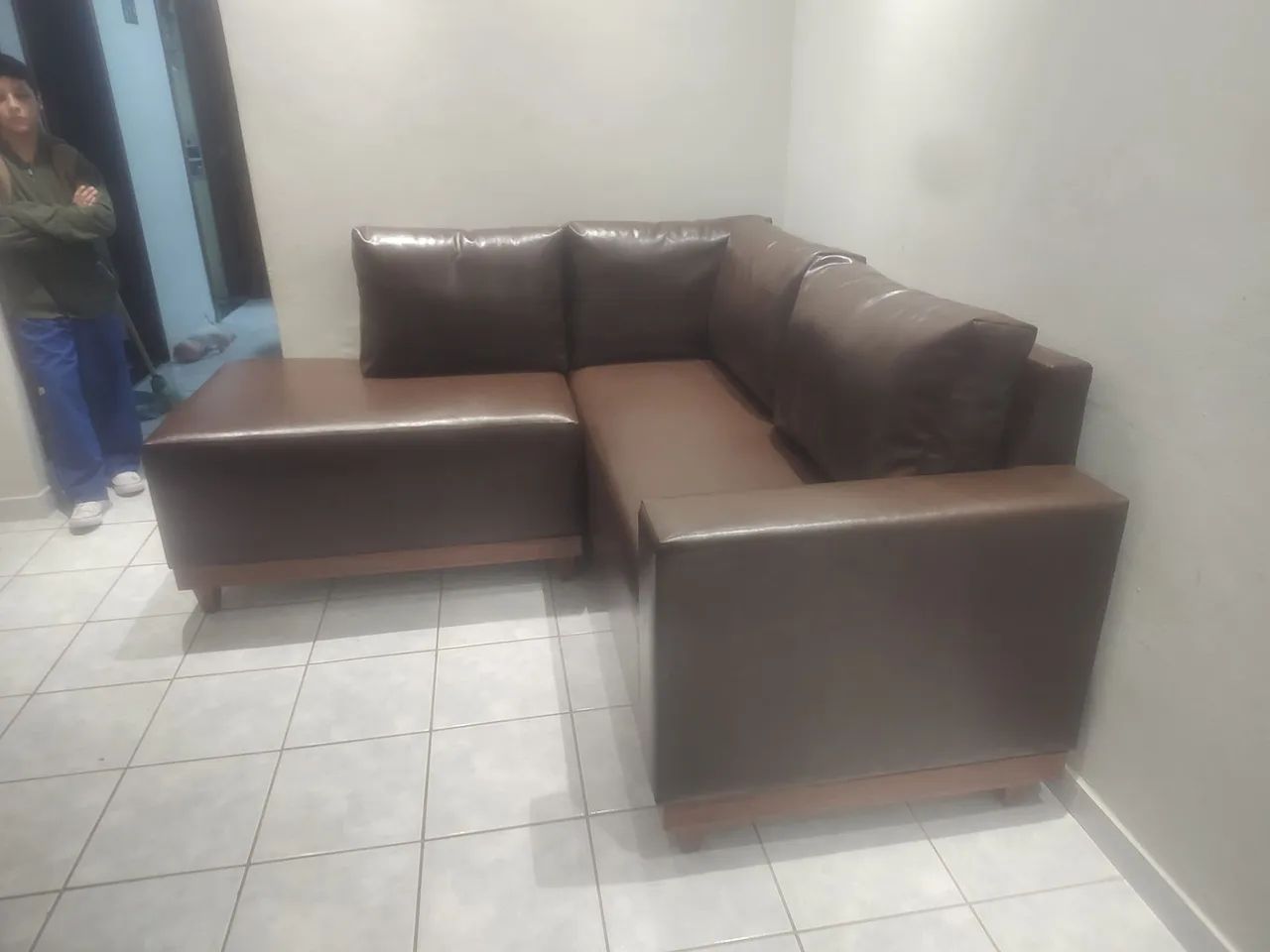 Sofá em L chayse em couricimo. - Foto 3