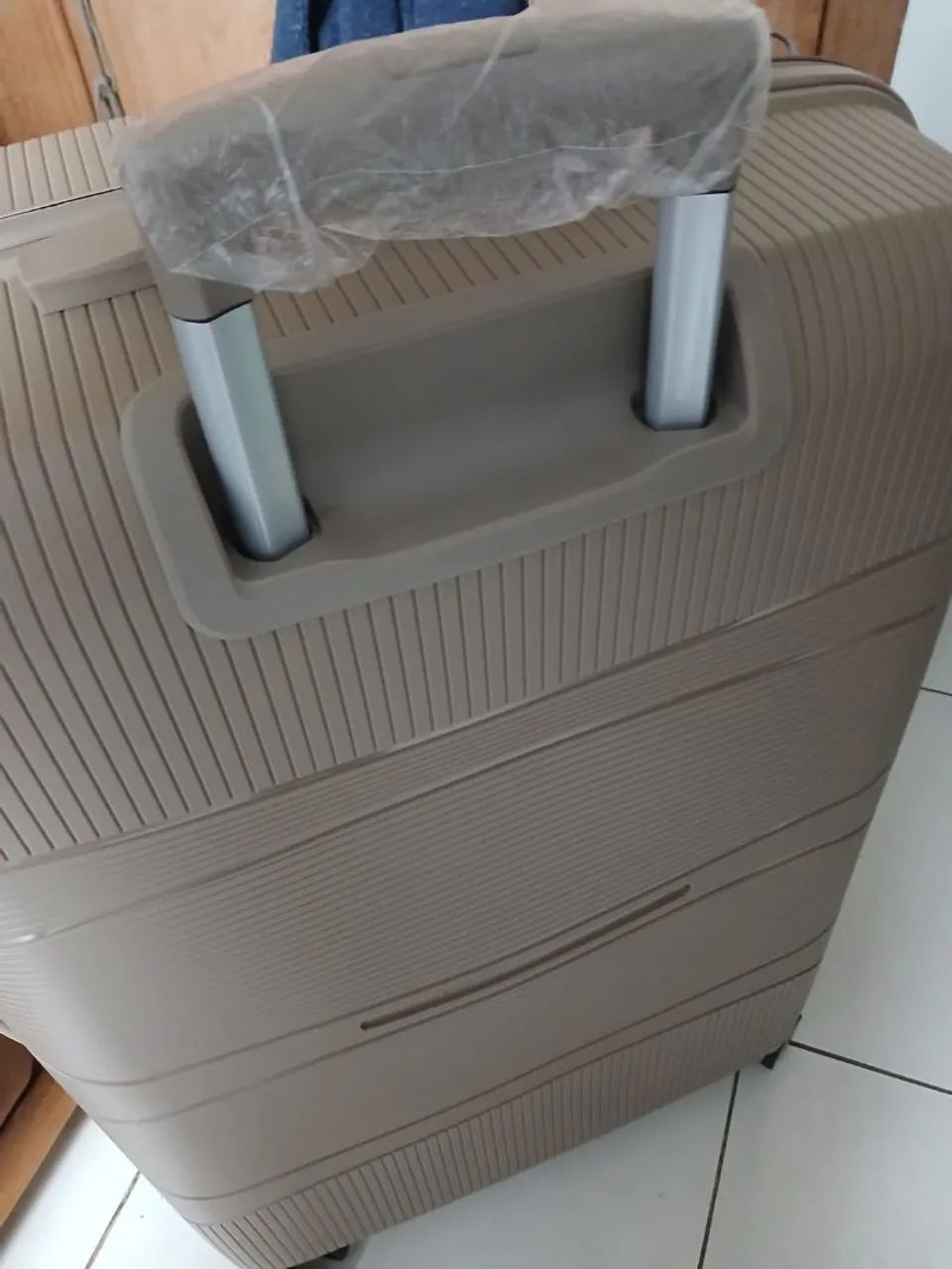Mala de viagem grande 23kg Nova - Foto 2