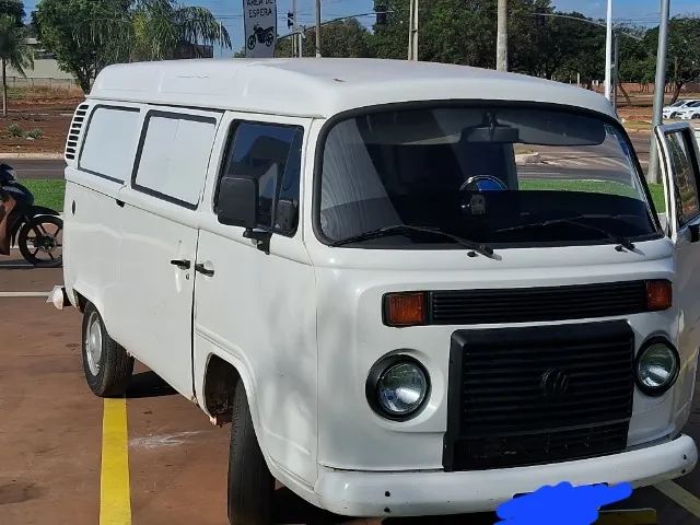 Volkswagen Kombi Kombi Escolar/50 anos 1.4 Mi Total Flex 2009