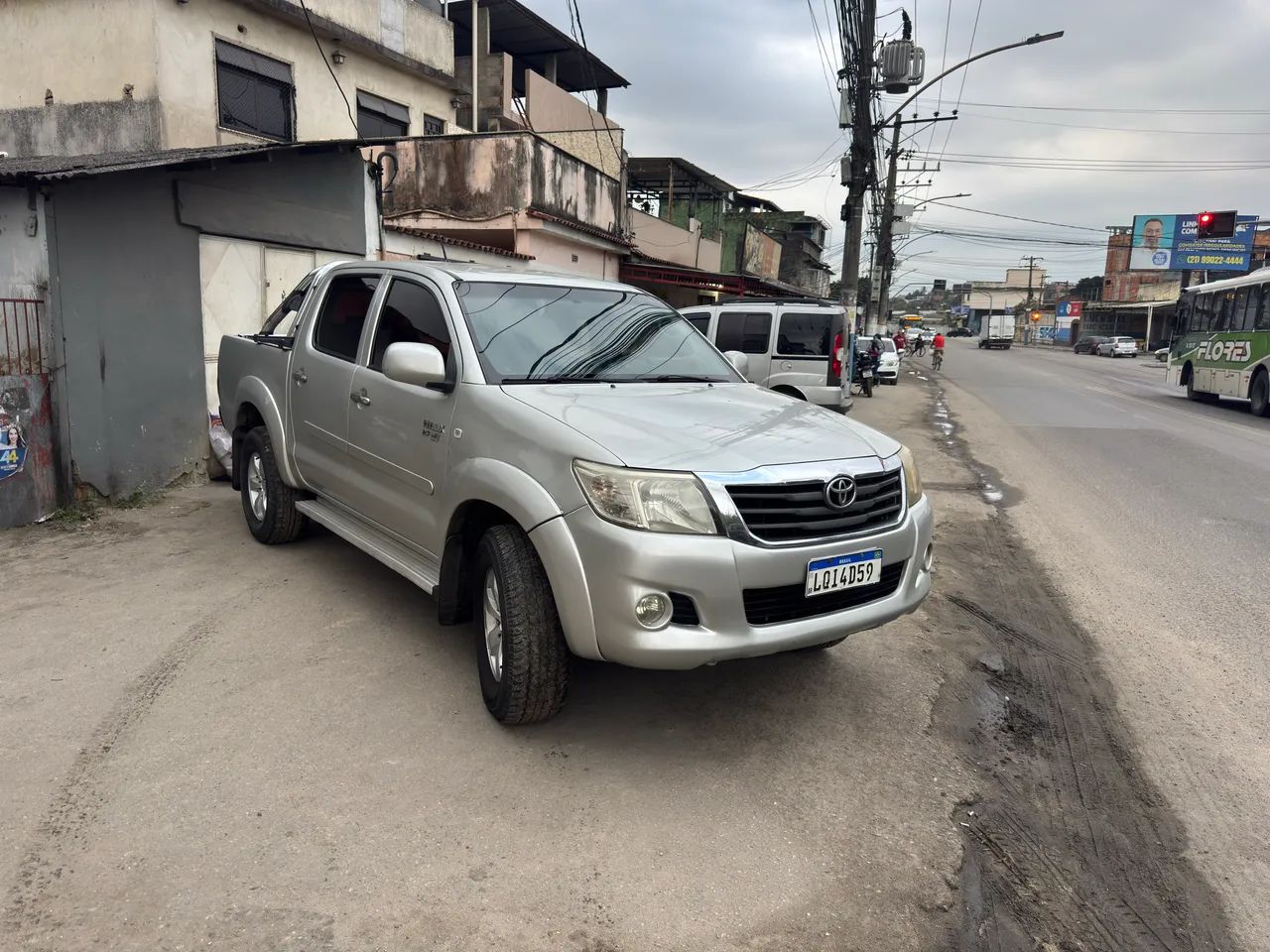 Toyota Hilux Hilux CD SR 4x2 2.7 16V/2.7 Flex Aut. 2012