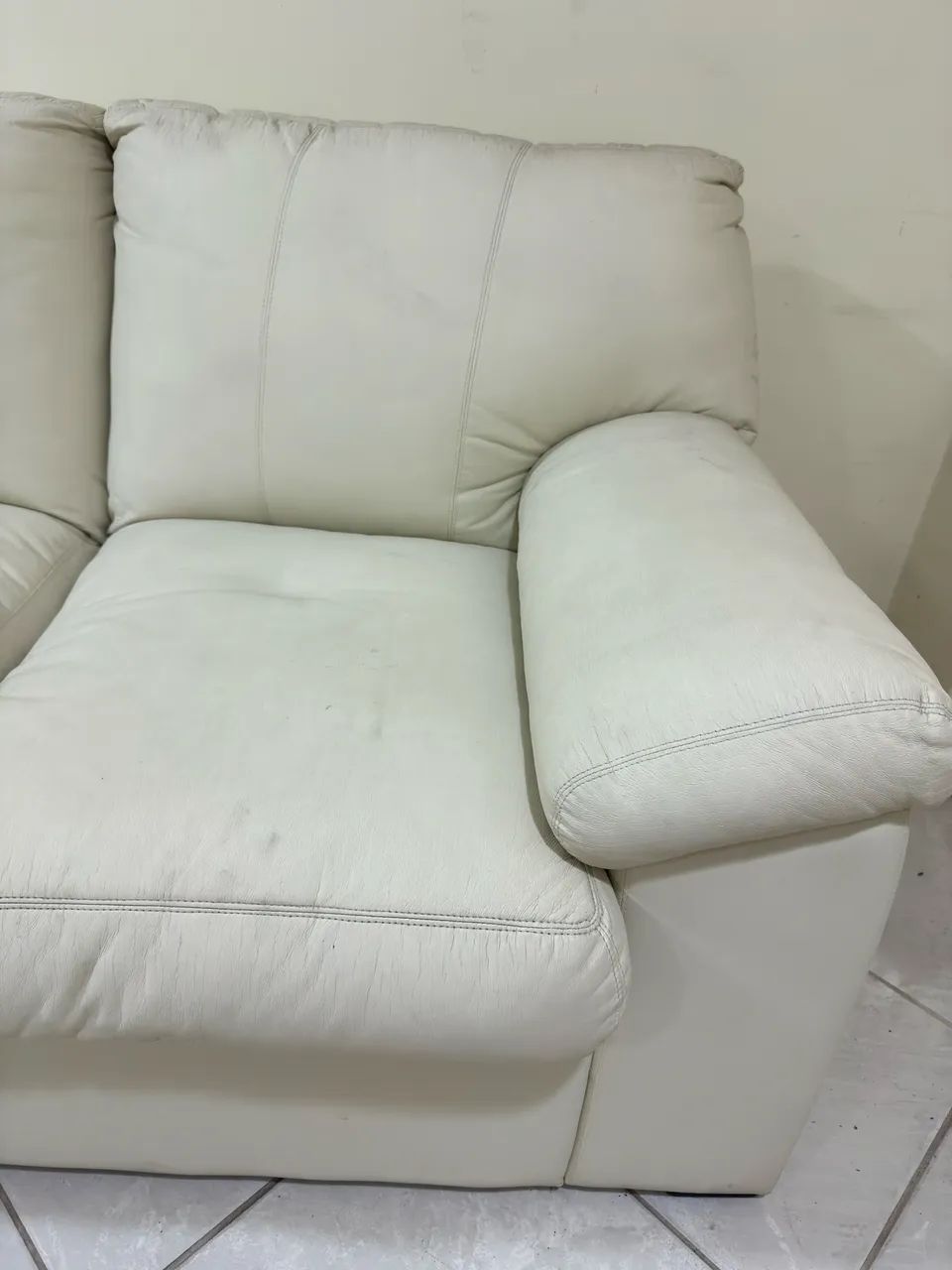 Sofá de 2 Lugares em courino - Foto 5