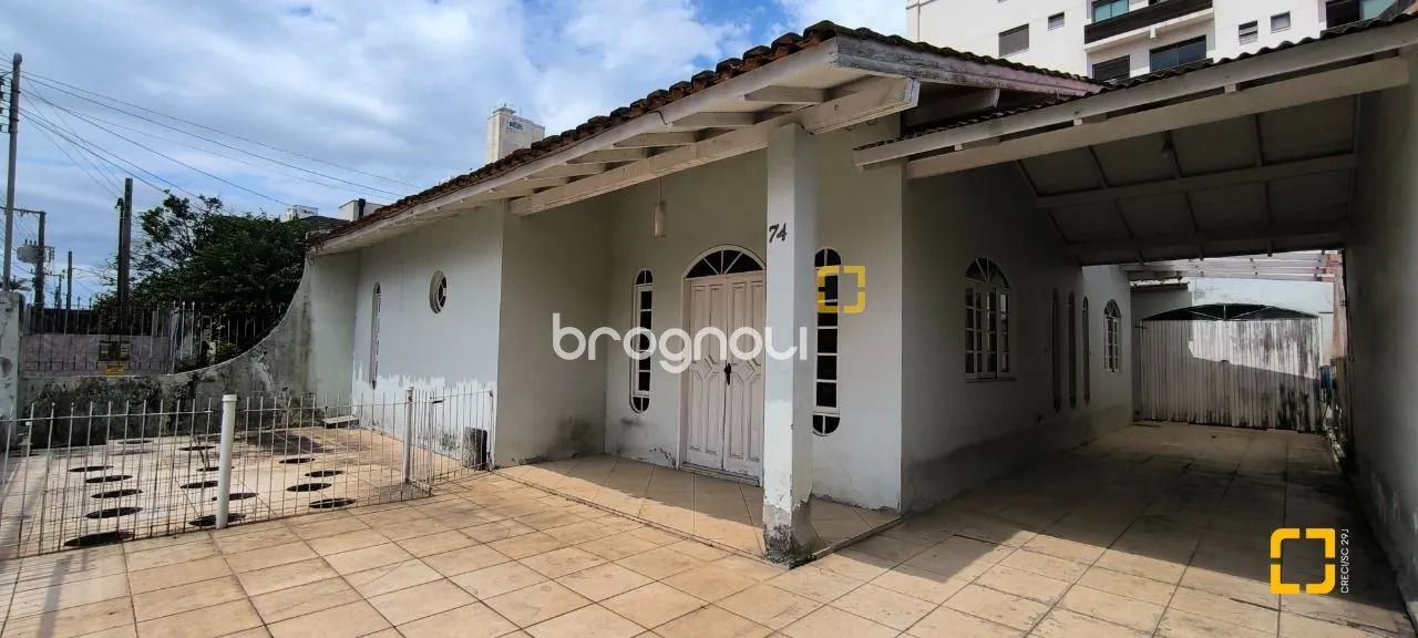 Casa a venda com 3 quartos sendo 1 suíte master e edícula com mais 2 quartos no Balneário  - Foto 2
