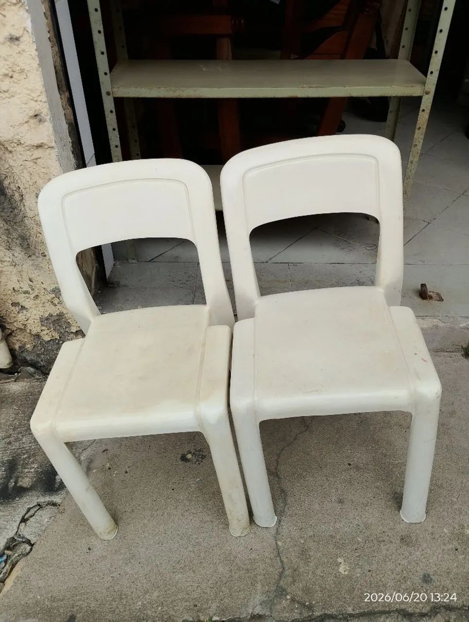 Cadeira plástica  - Foto 2