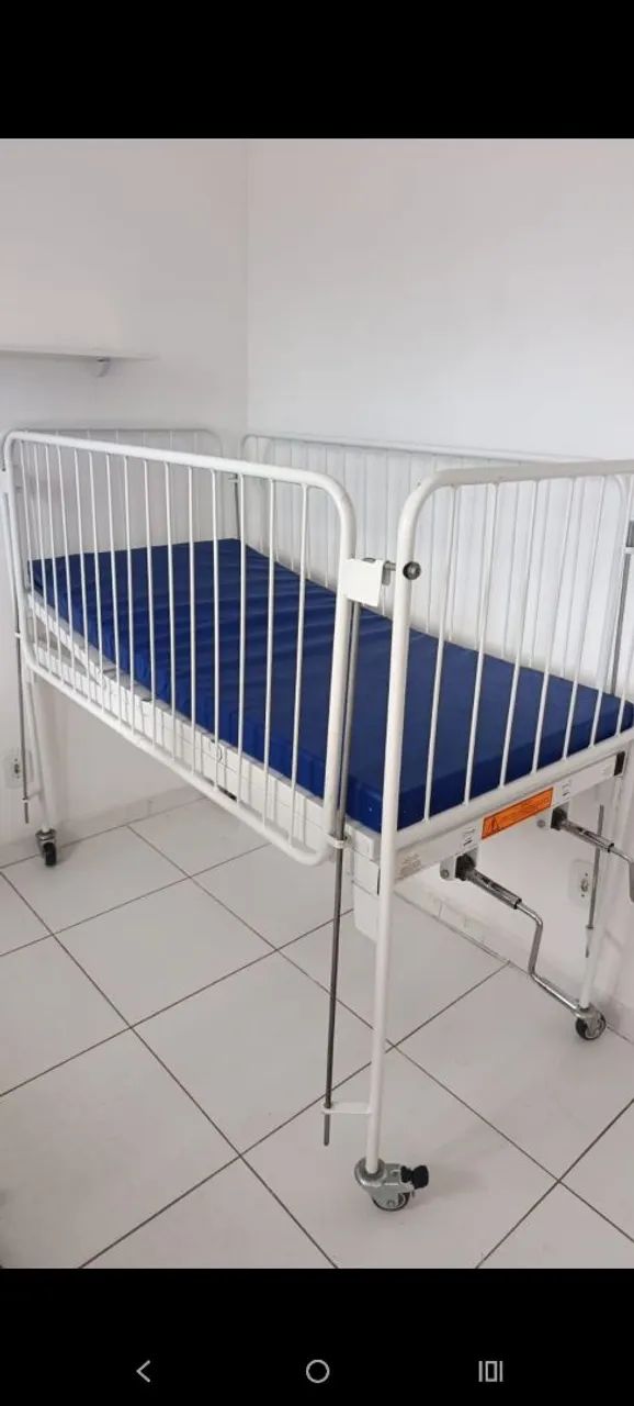 Berço leito com duas regulagens