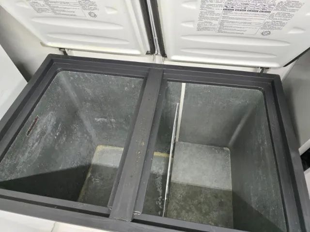 Freezer Esmaltec 325 Litros - Foto 2