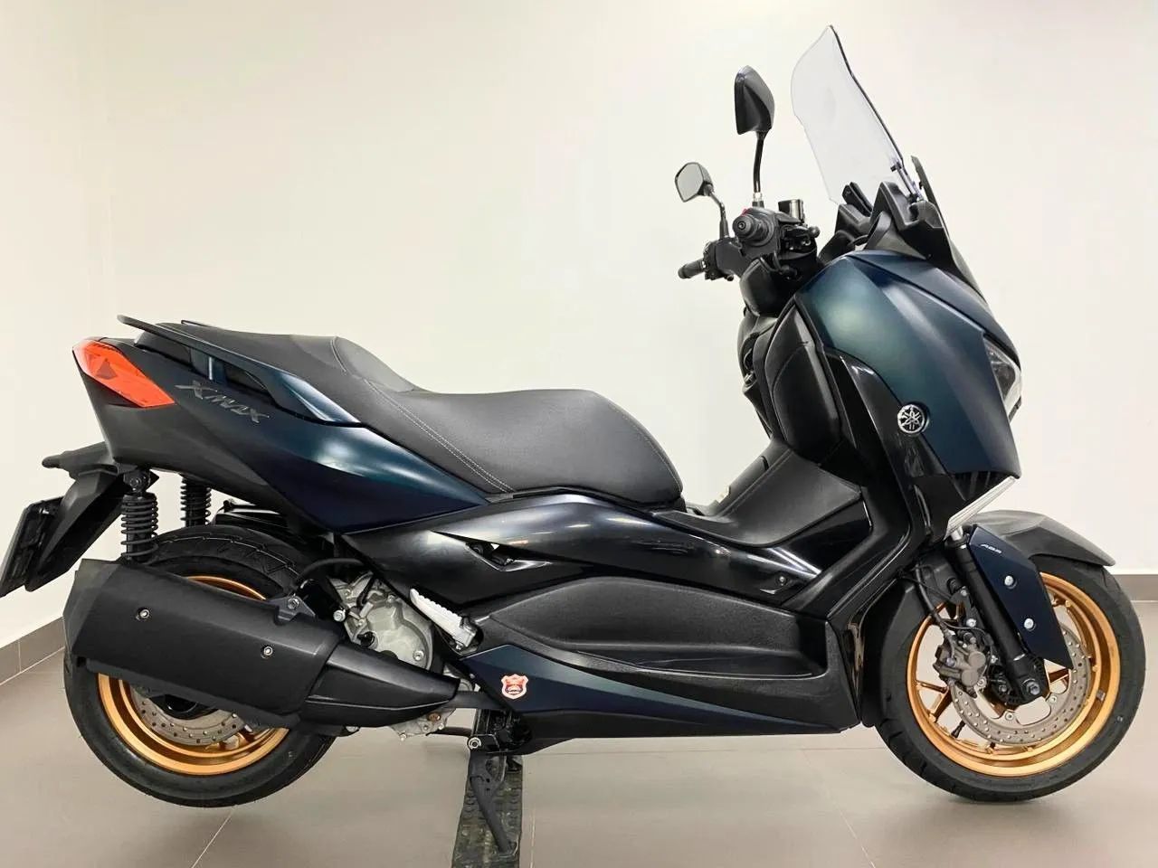 YAMAHA XMAX ABS