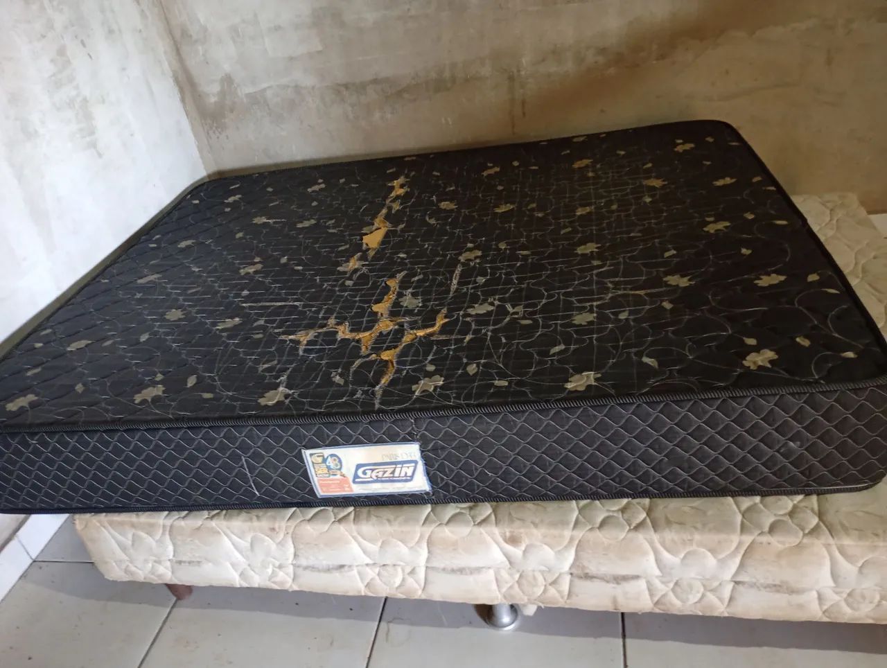 Cama Queen 500$ - Foto 3