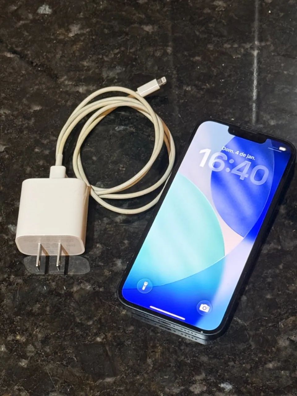 Apple iPhone 14 (256 Gb) - Bateria e Carregador Original