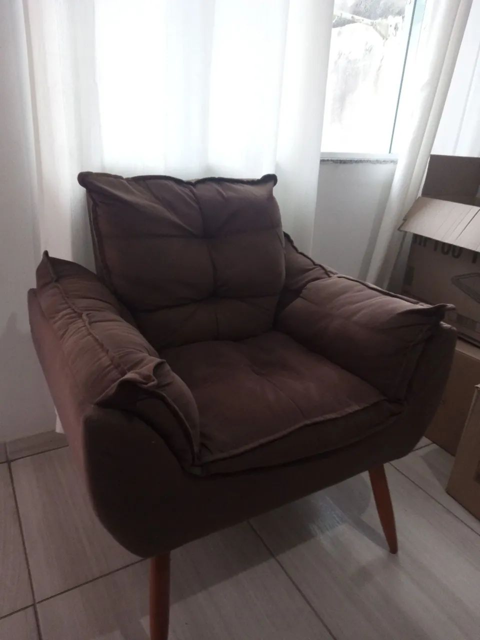Poltrona semi nova 