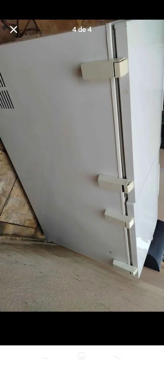 Vende-se um freezer 500 litros 