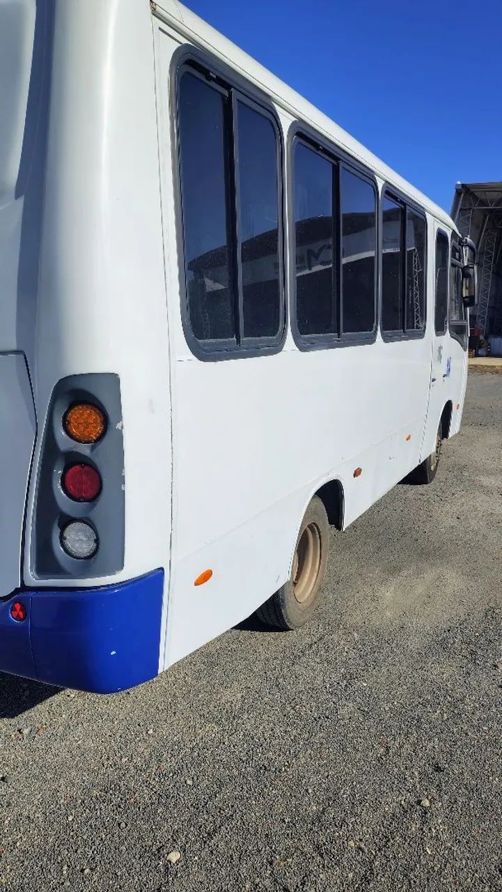 Micro ônibus Comil  VW 8.160 (2013) - 24 + 1 Lugares - Foto 3