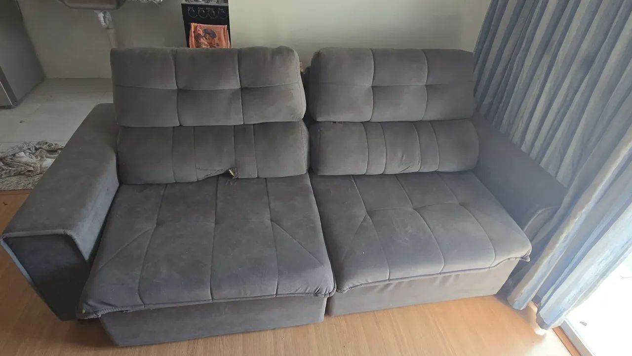 SOFA RETRATIL E RECLINÁVEL
